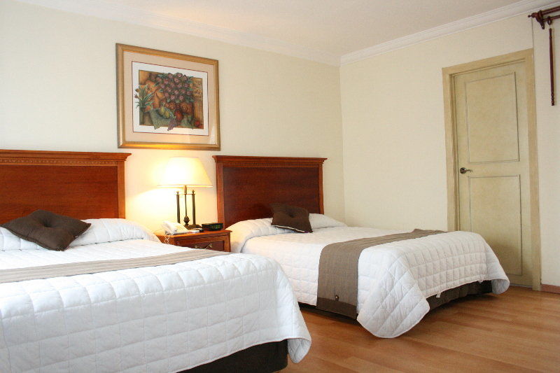 Del Marques Hotel And Suites Guadalajara Exterior photo